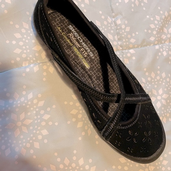 Skechers Relaxed Fit Memory Foam Suede Shoes - Picture 3 of 3